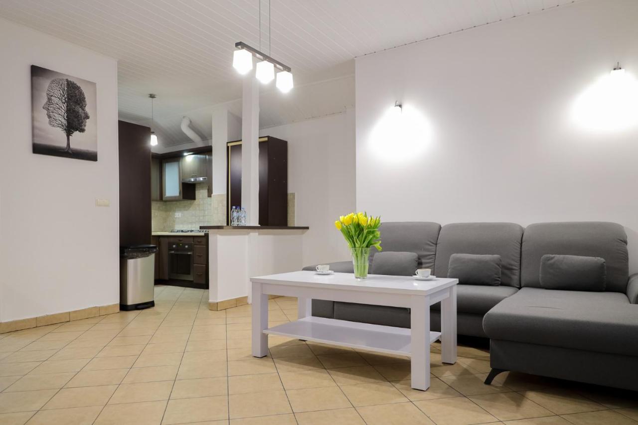 Dworek Rozany Hotel & Restauracja Namysłów المظهر الخارجي الصورة