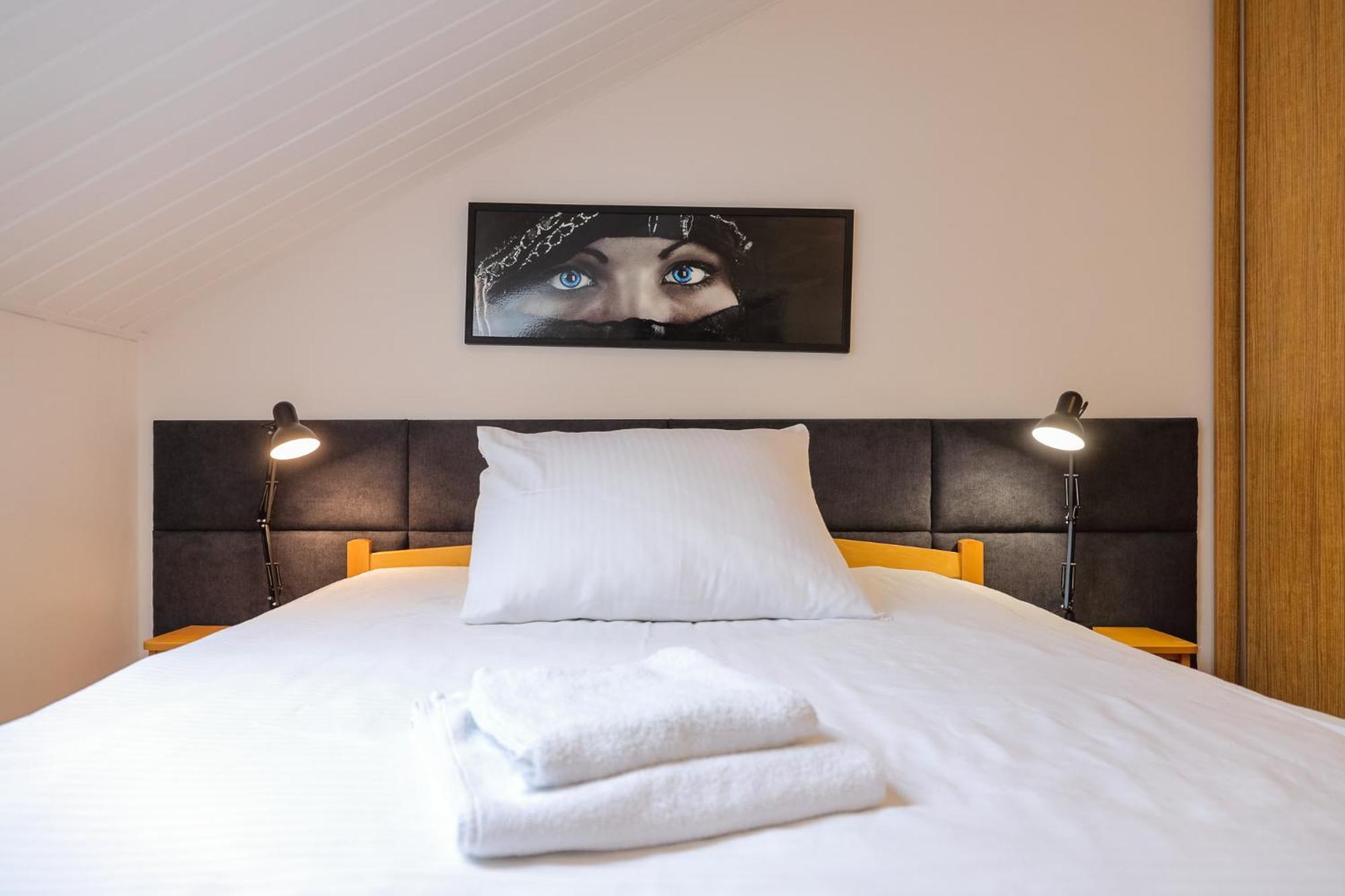 Dworek Rozany Hotel & Restauracja Namysłów المظهر الخارجي الصورة